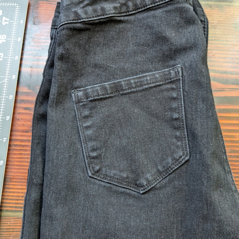 American Bazi Black High-Rise Distressed Skinny Jeans – Size M - Picture 5 of 6